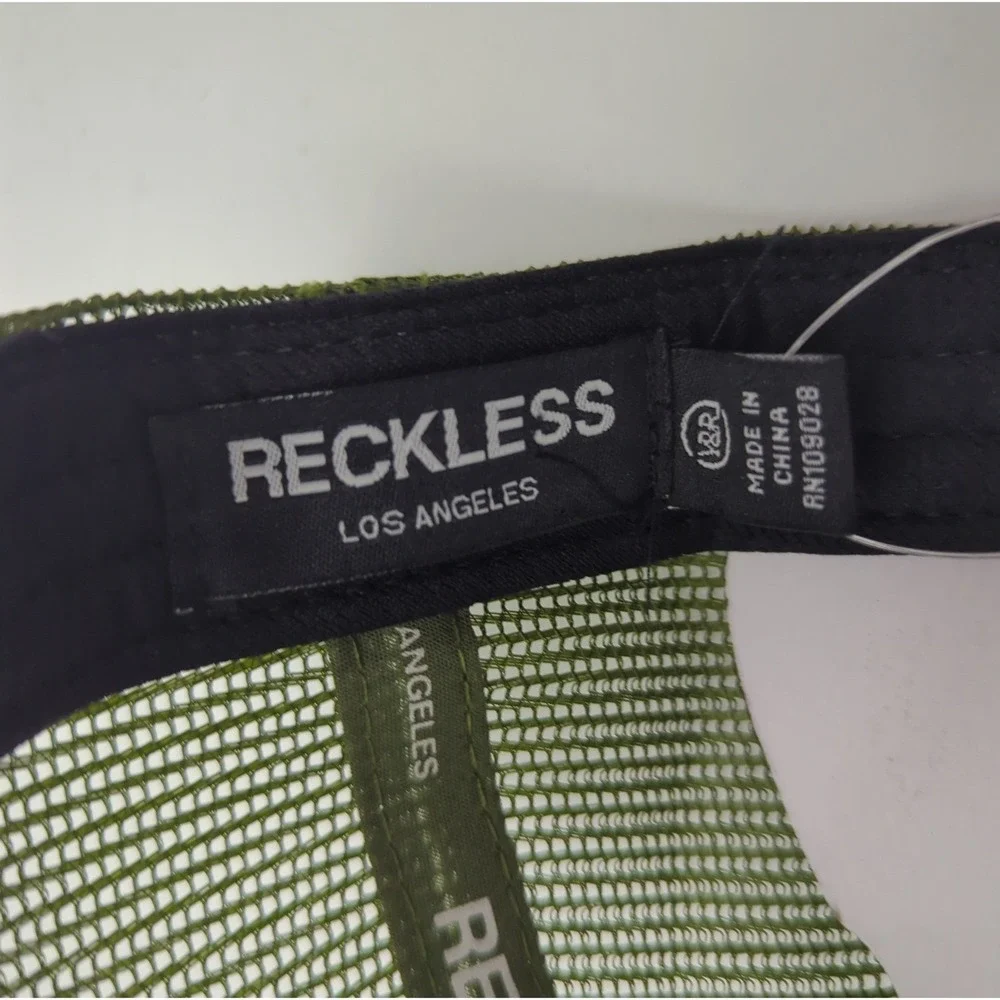 Young & Reckless Camo Trucker Hat Mens Green Camouflage Snapback Mesh Cap Logo